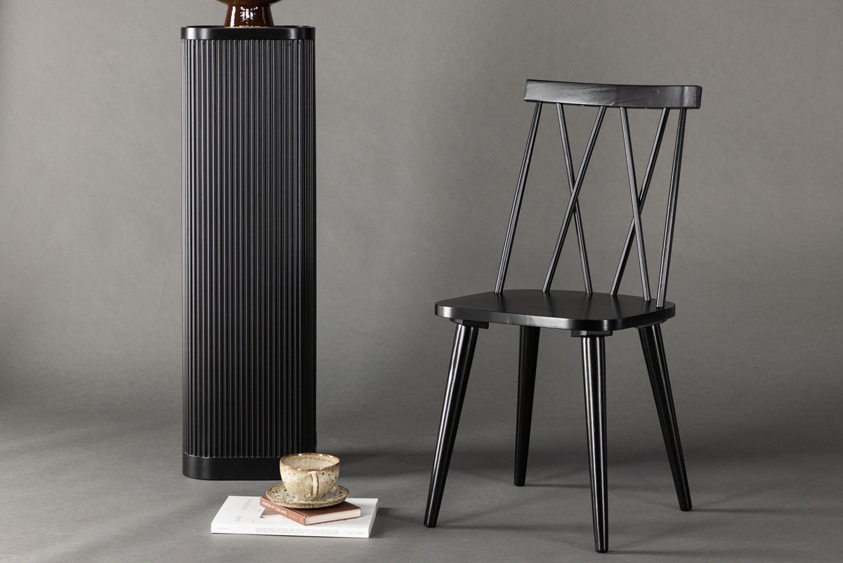 Mariette Esszimmerstuhl in Schwarz präsentiert im Onlineshop von KAQTU Design AG. Stuhl ist von Venture Home