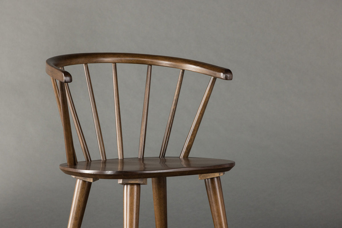 Bobby Esszimmerstuhl in Mokka präsentiert im Onlineshop von KAQTU Design AG. Schalenstuhl ist von Venture Home