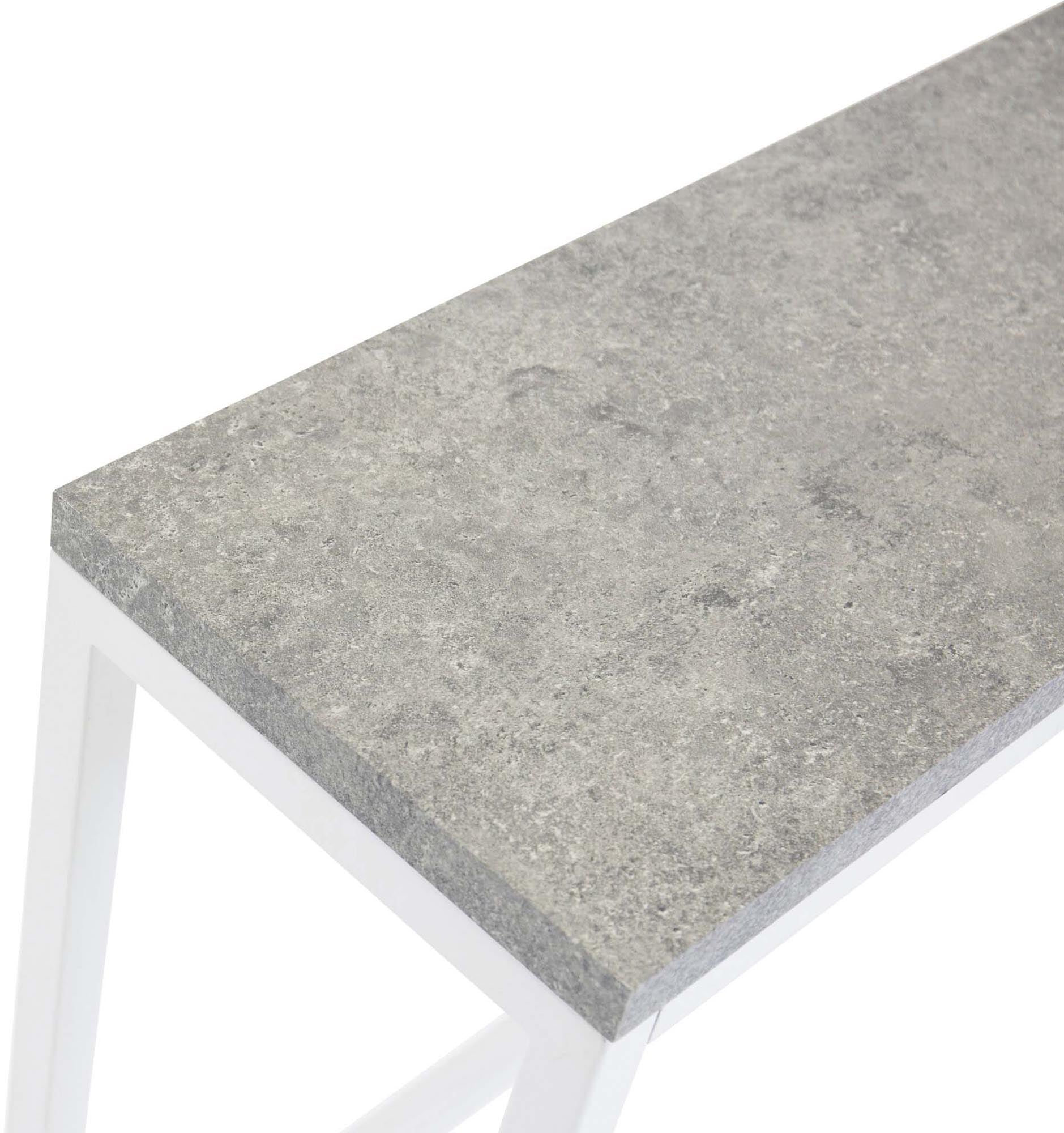 Stilvoller Rise Tisch: Skandinavische Eleganz für moderne Räume.