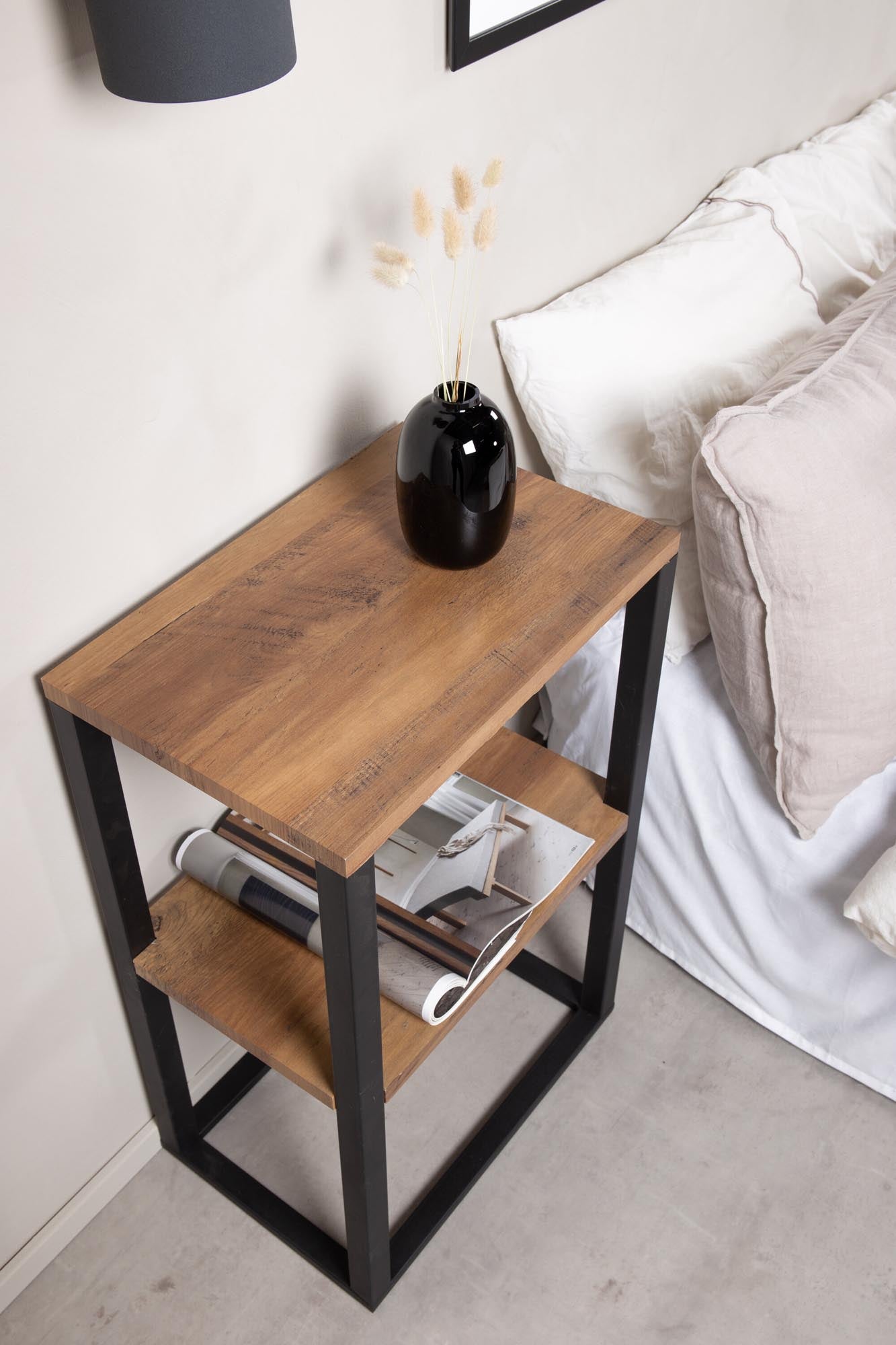 Rise Tisch in Schwarz präsentiert im Onlineshop von KAQTU Design AG. Nachttisch ist von Venture Home