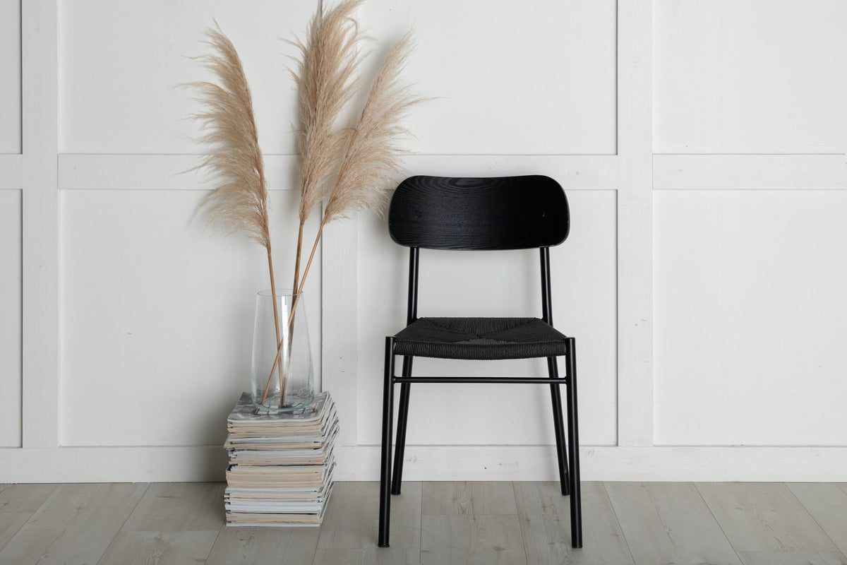 Polly Stuhl in Schwarz präsentiert im Onlineshop von KAQTU Design AG. Stuhl ist von Venture Home
