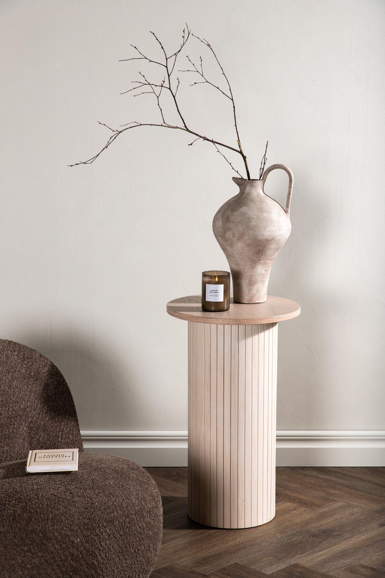 Bianca Beistelltisch: Stilvoller Akzent für moderne Wohnräume.