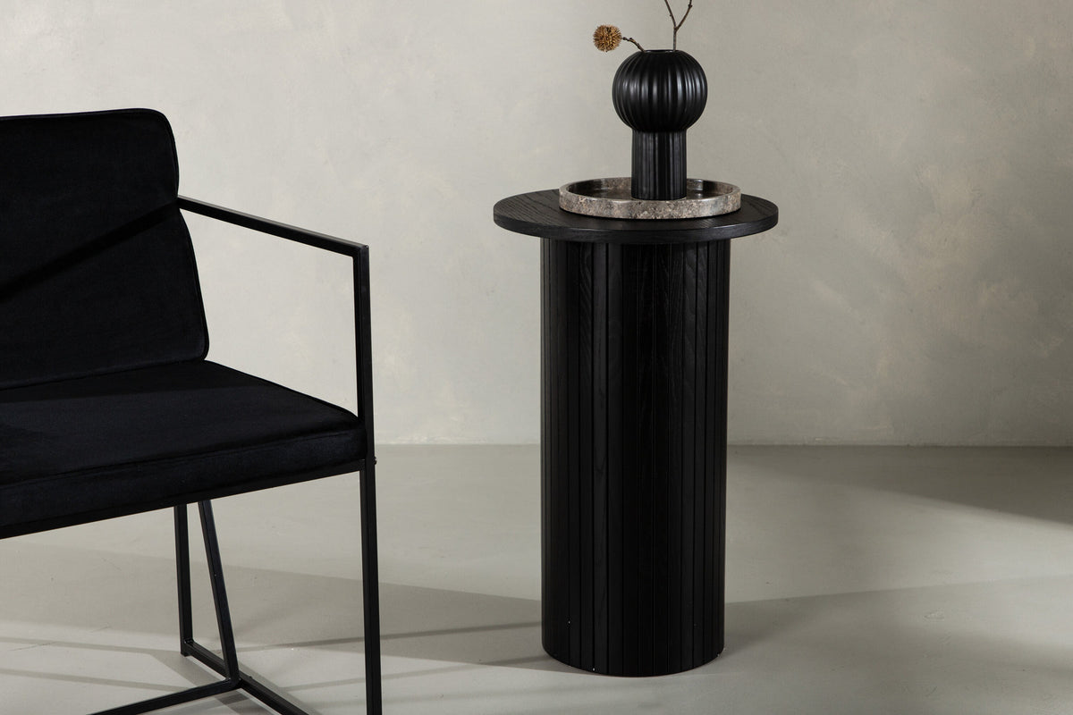 Bianca Beistelltisch in Schwarz präsentiert im Onlineshop von KAQTU Design AG. Beistelltisch ist von Venture Home