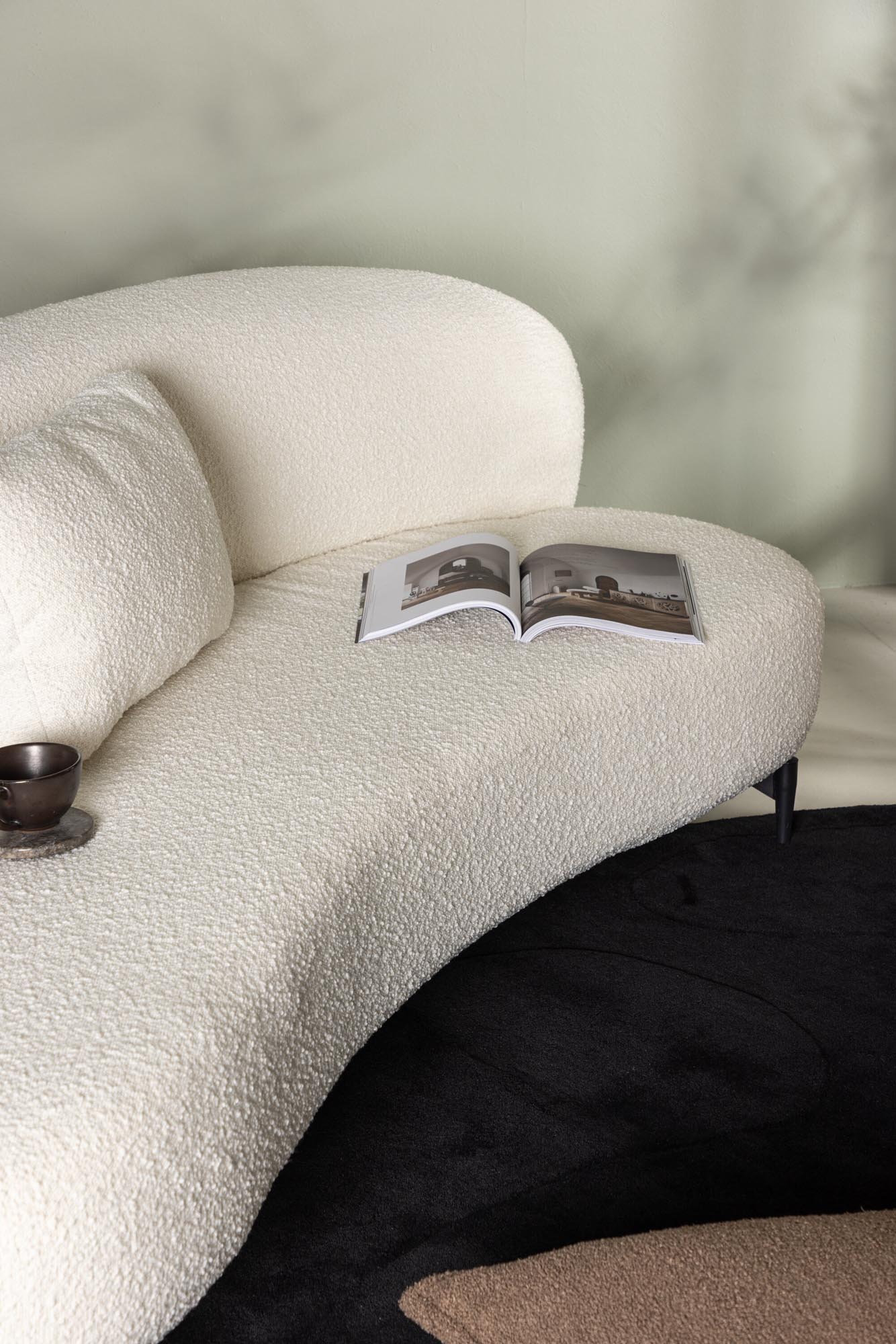 Komfortables Luna 3-Sitzer Sofa von Venture Home in modernem Design.