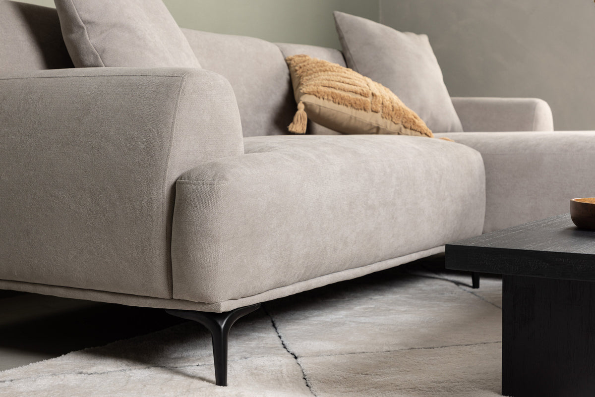 Viskan 3-Seat Sofa in Schwarz/ Hellgrau präsentiert im Onlineshop von KAQTU Design AG. 3er Sofa ist von Venture Home