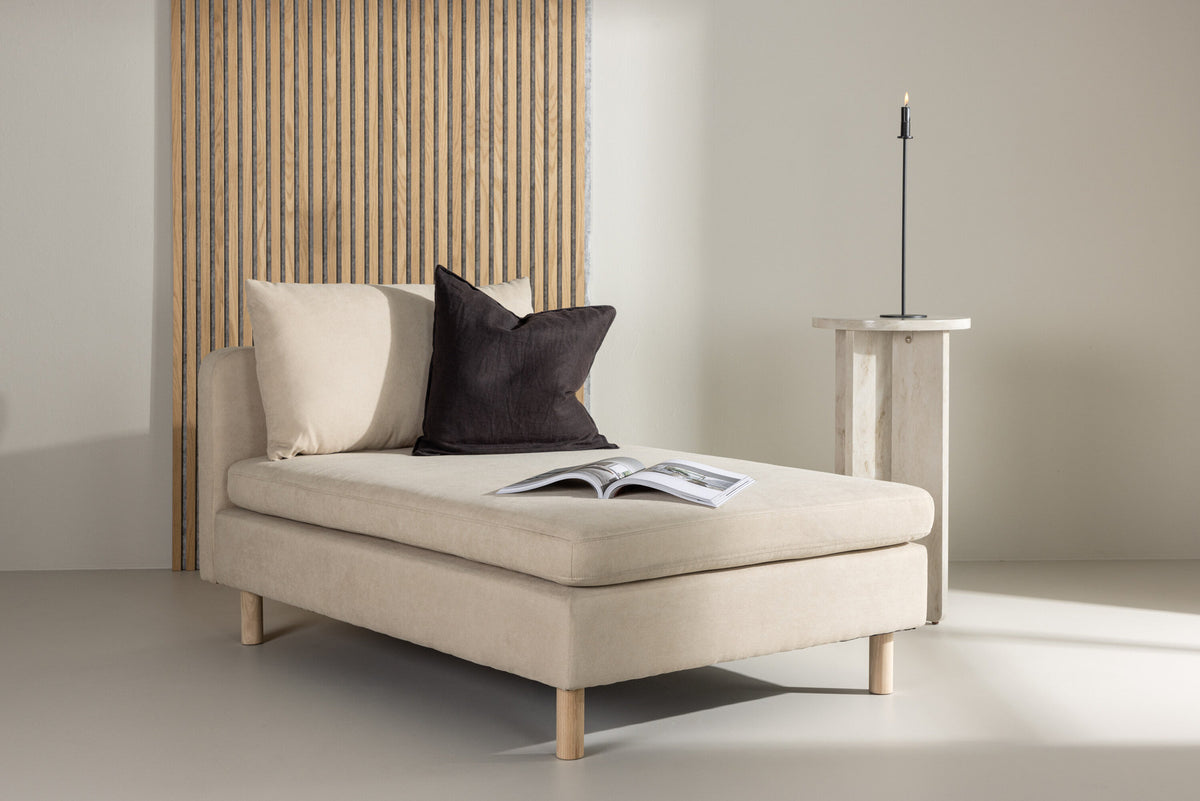 Zero Daybed in Beige präsentiert im Onlineshop von KAQTU Design AG. Modulares Sofa ist von Venture Home