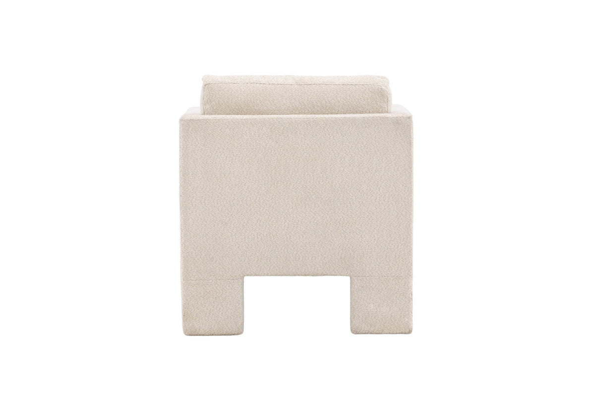 Ragusa Sessel in Weiss präsentiert im Onlineshop von KAQTU Design AG. Sessel mit Armlehnen ist von Venture Home