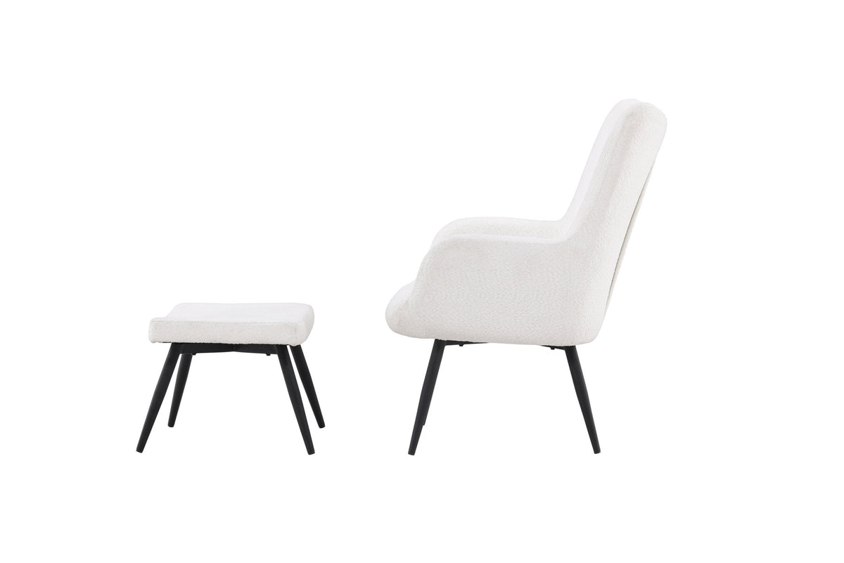 Como Sessel mit Ottoman in Weiss präsentiert im Onlineshop von KAQTU Design AG. Sessel mit Armlehnen ist von Venture Home