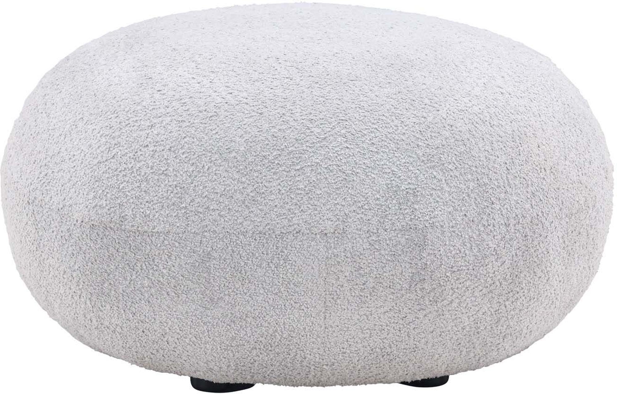 Entdecken Sie den Bologna Hocker von Venture Home: Elegantes Design, langlebige MDF-Konstruktion und gemütlicher Teddystoff für jeden Raum.