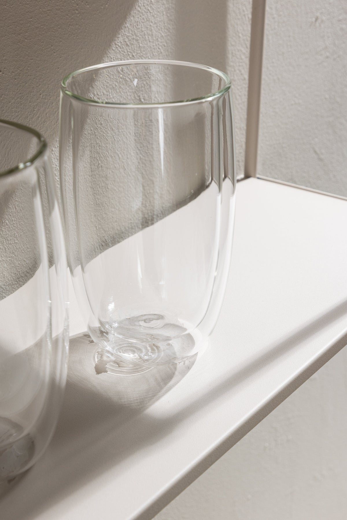 Lyon Regal in Beige präsentiert im Onlineshop von KAQTU Design AG. Standregal ist von Venture Home