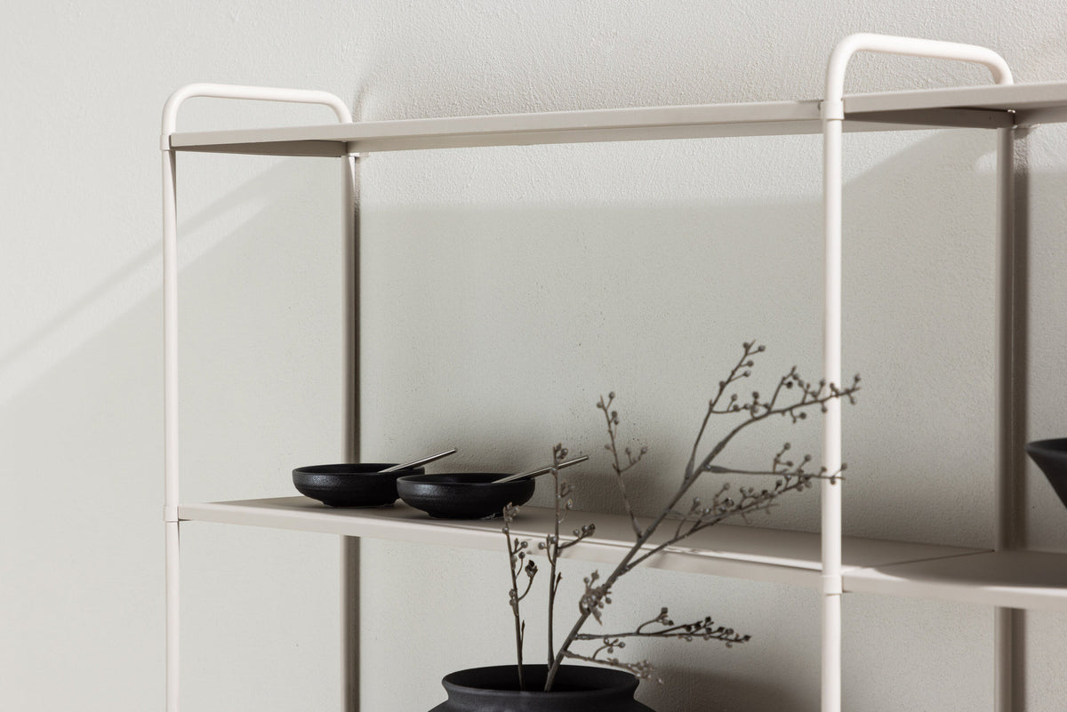 Lyon Regal in Beige präsentiert im Onlineshop von KAQTU Design AG. Standregal ist von Venture Home
