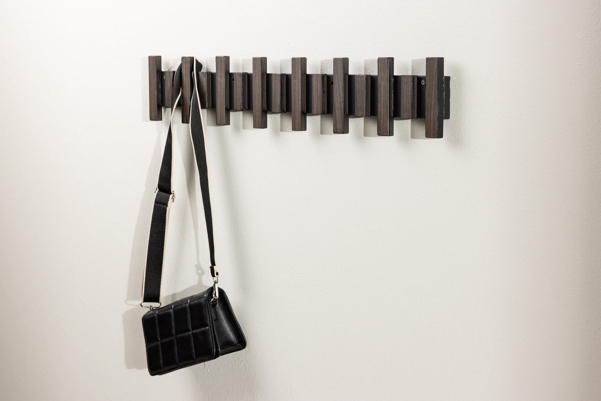 Nimes Hänger in Schwarz/Mokka präsentiert im Onlineshop von KAQTU Design AG. Kleiderbügler ist von Venture Home