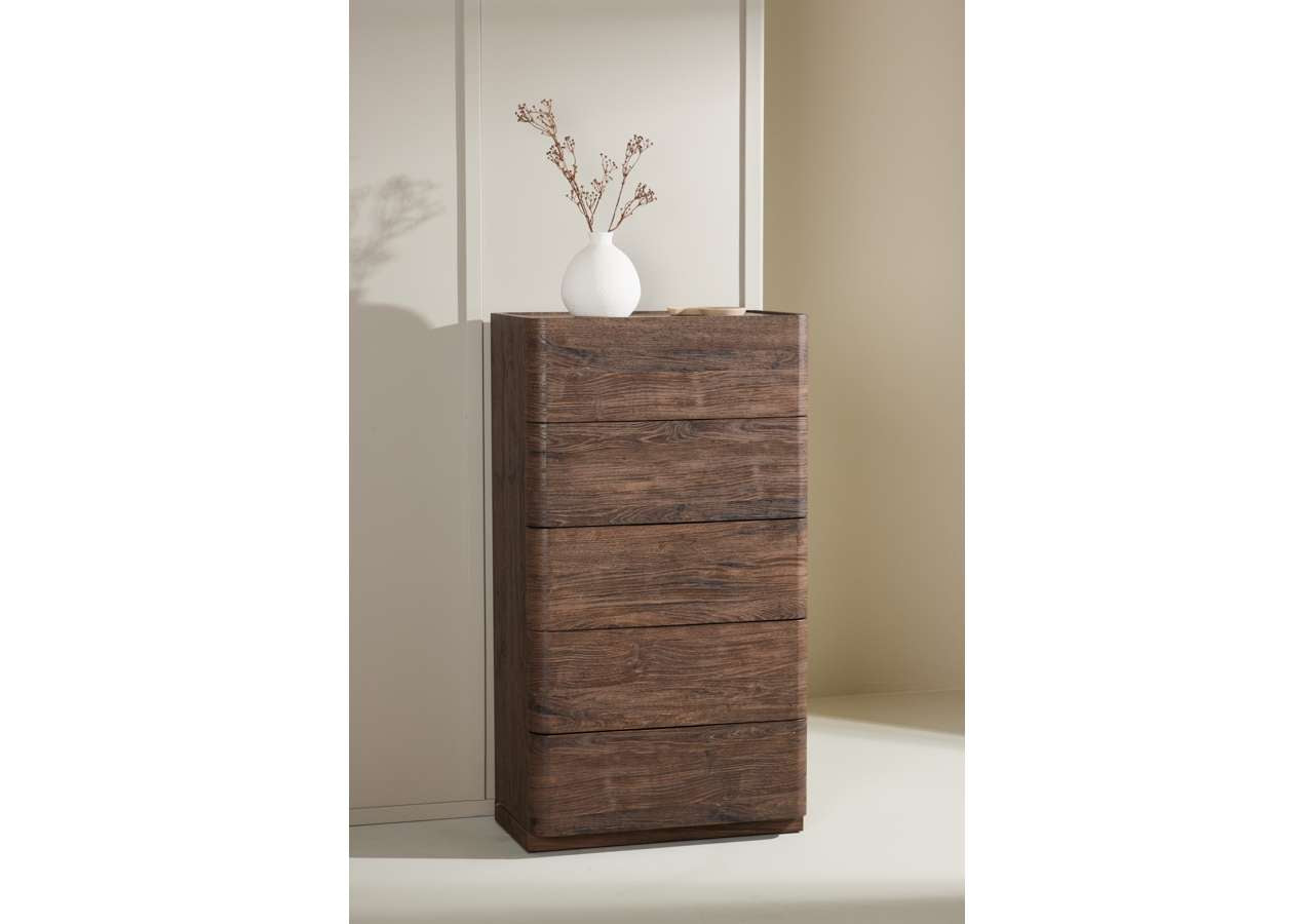 Eleganter Nachttisch von Venture Home, ideal für moderne Schlafzimmer, mit stilvollem Design und funktionalem Stauraum.