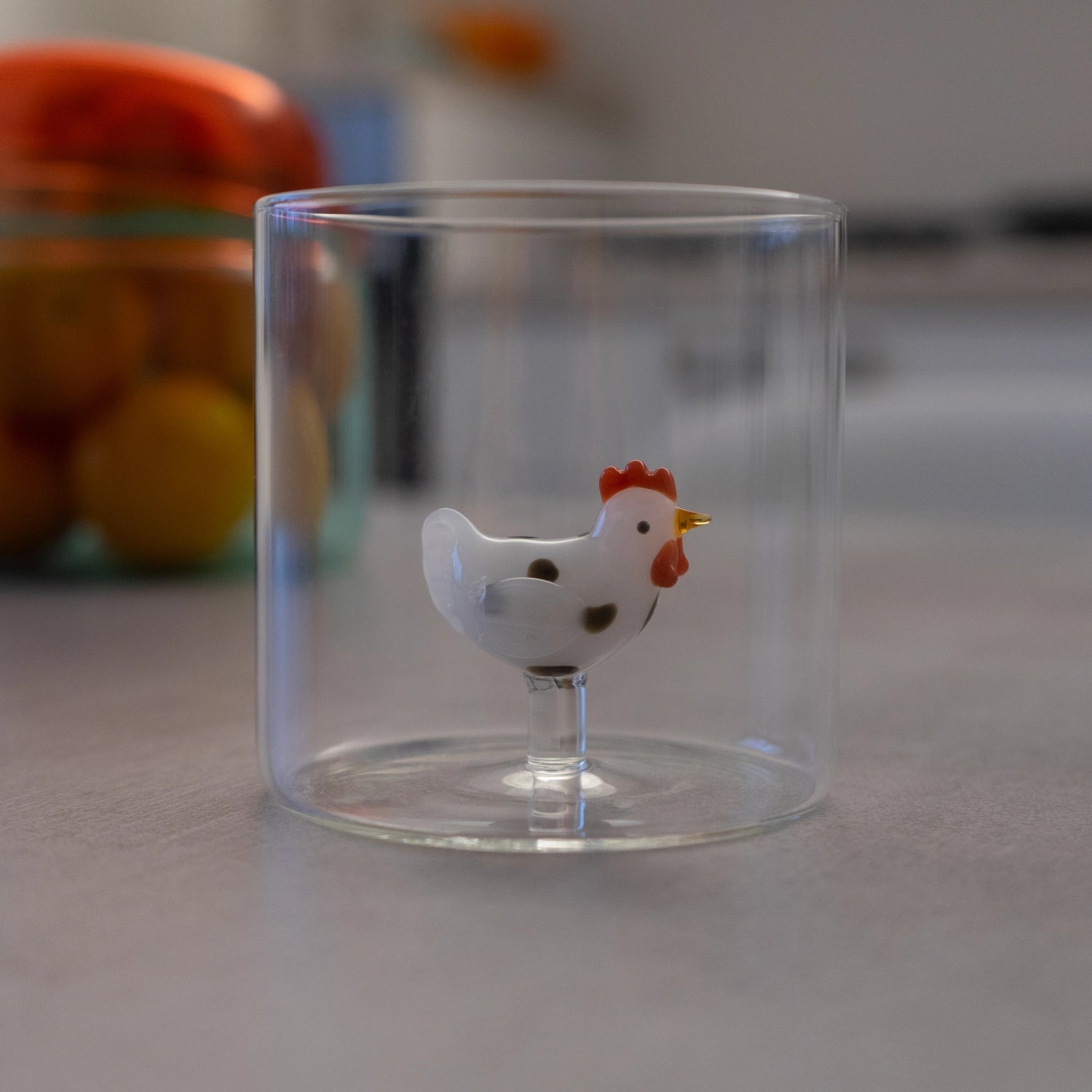 Glas aus Borosilikat 250ml Weisses Huhn in Transparent präsentiert im Onlineshop von KAQTU Design AG. Glas ist von Easy Life