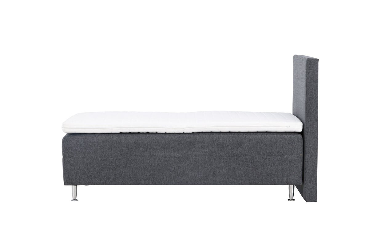 Bett Mesa in Dunkelgrau präsentiert im Onlineshop von KAQTU Design AG. Bett ist von Venture Home