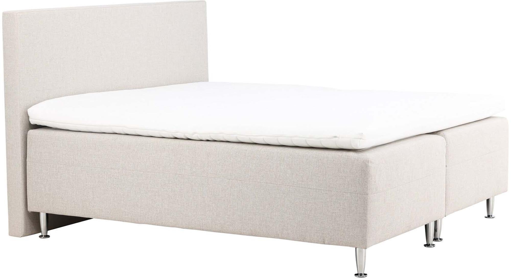 Entdecken Sie das Bett Mesa von Venture Home: Robust, stilvoll und komfortabel für erholsame Nächte in Ihrem Schlafzimmer.