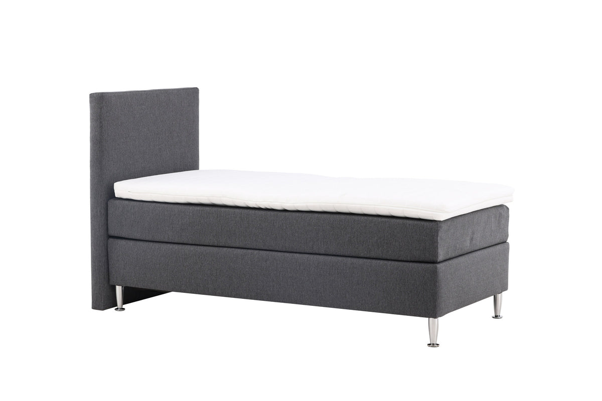 Bett Toledo in Dunkelgrau präsentiert im Onlineshop von KAQTU Design AG. Bett ist von Venture Home