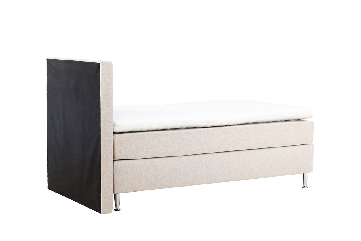 Bett Toledo in Beige präsentiert im Onlineshop von KAQTU Design AG. Bett ist von Venture Home