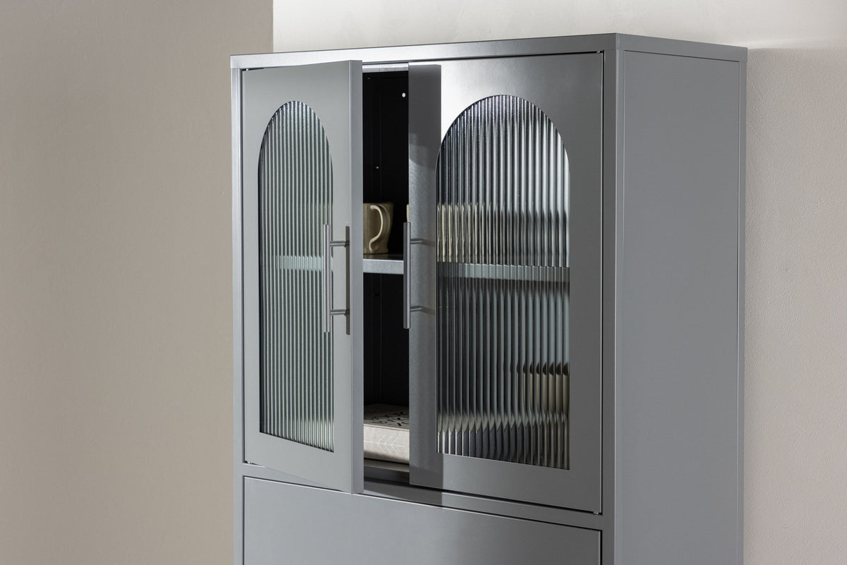 Kabinett La Paz in Hellgrau präsentiert im Onlineshop von KAQTU Design AG. Cabinet ist von Venture Home