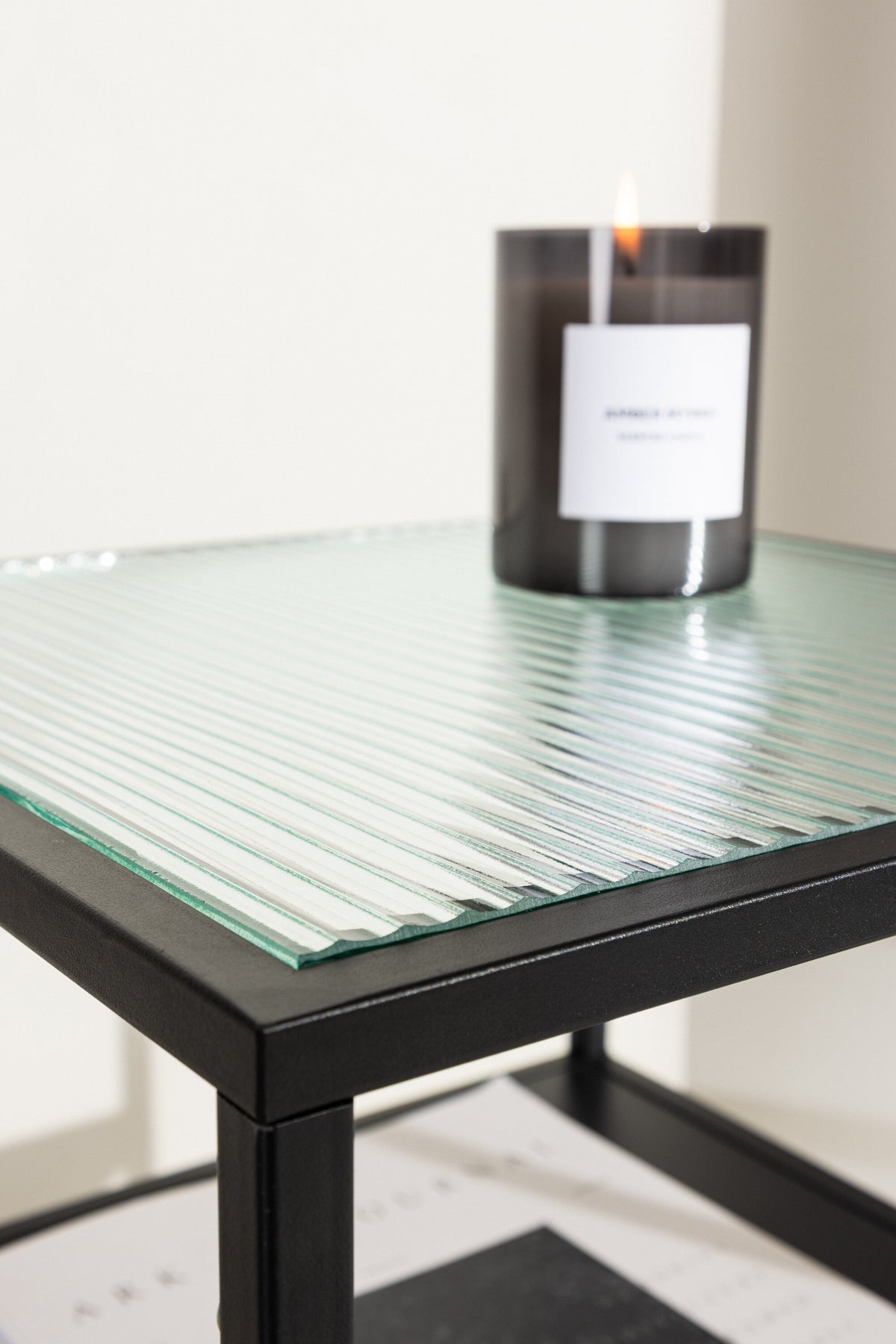 San Paulo Beistelltisch in Schwarz präsentiert im Onlineshop von KAQTU Design AG. Beistelltisch ist von Venture Home