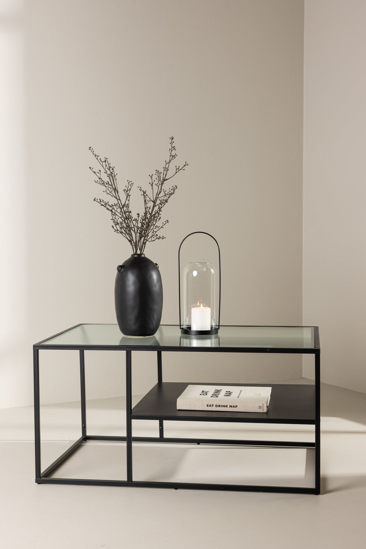 Campinas Coffee Tisch in Schwarz präsentiert im Onlineshop von KAQTU Design AG. Beistelltisch ist von Venture Home
