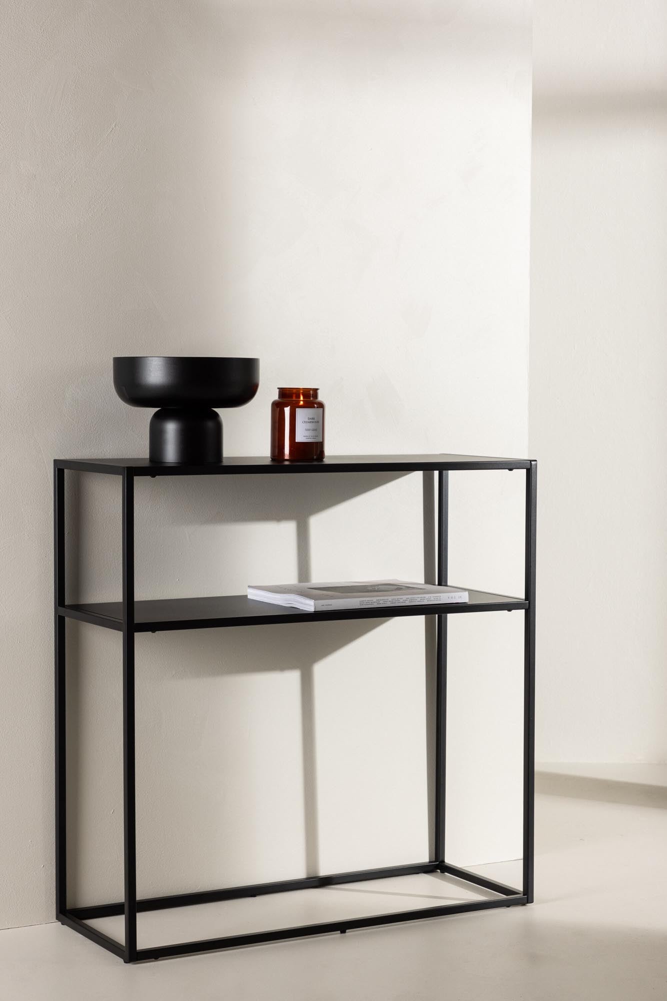 Eleganter Georgetown Beistelltisch von Venture Home, gefertigt aus langlebigem Stahl. Ideal für stilvolle Akzente in jedem Raum.