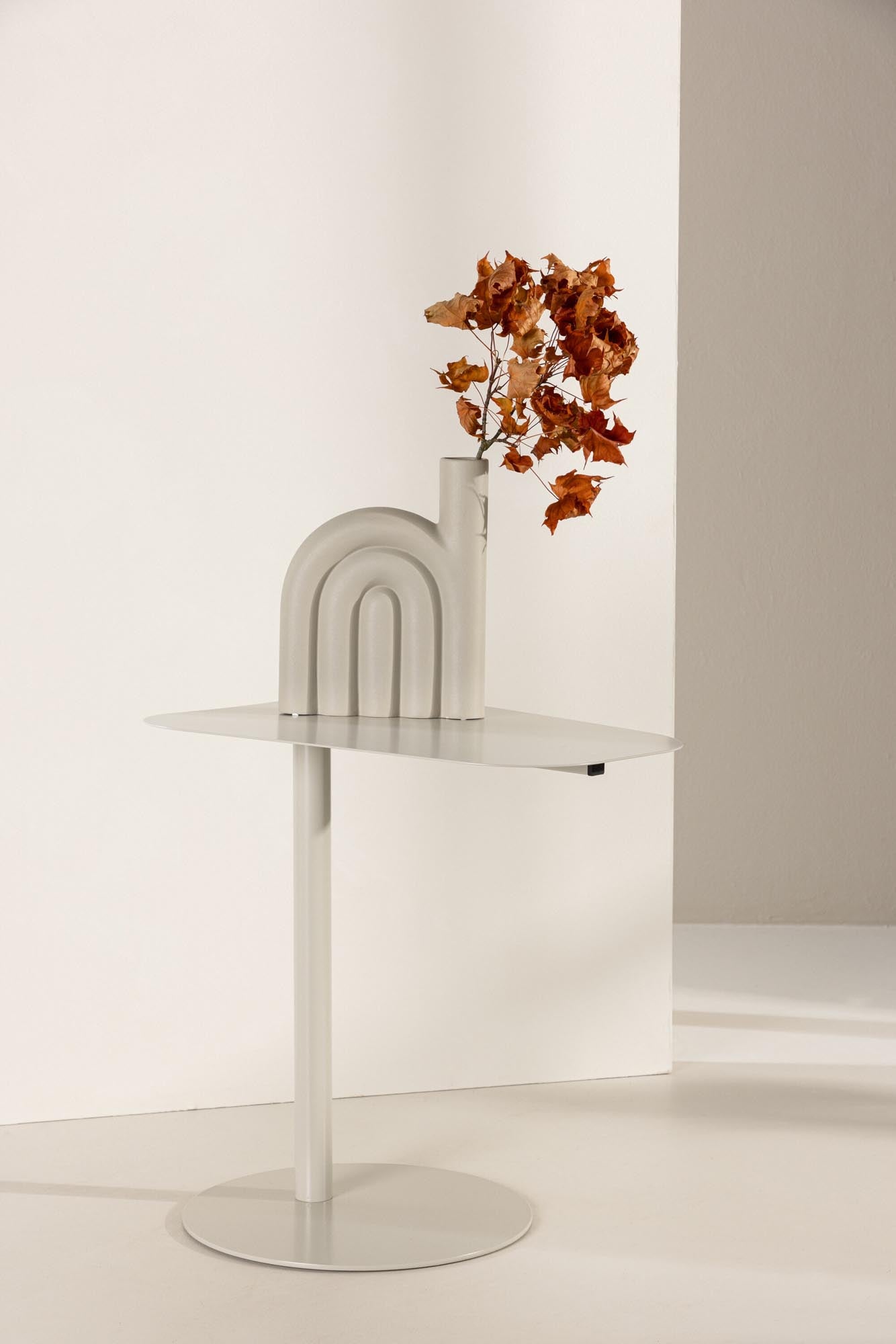 Eleganter San Jose Tisch: Perfekte Ergänzung für jeden Raum.