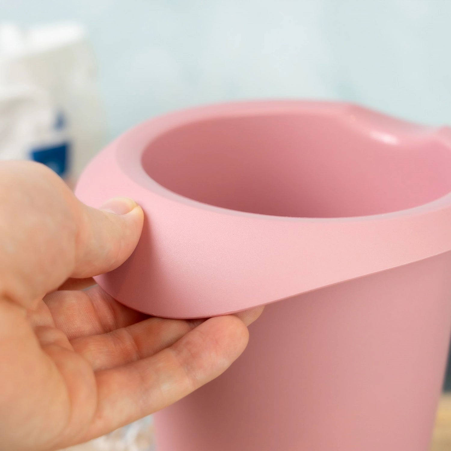 Quirltopf ohne Deckel 1l rosa in Pink präsentiert im Onlineshop von KAQTU Design AG. Küchenhelfer ist von Westmark