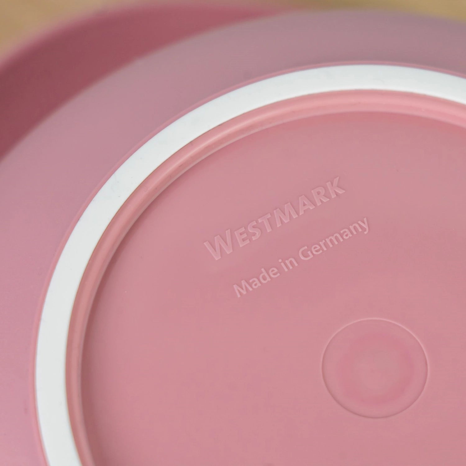 Rührschüssel ohne Deckel 3.5l rosa in Pink präsentiert im Onlineshop von KAQTU Design AG. Küchenhelfer ist von Westmark
