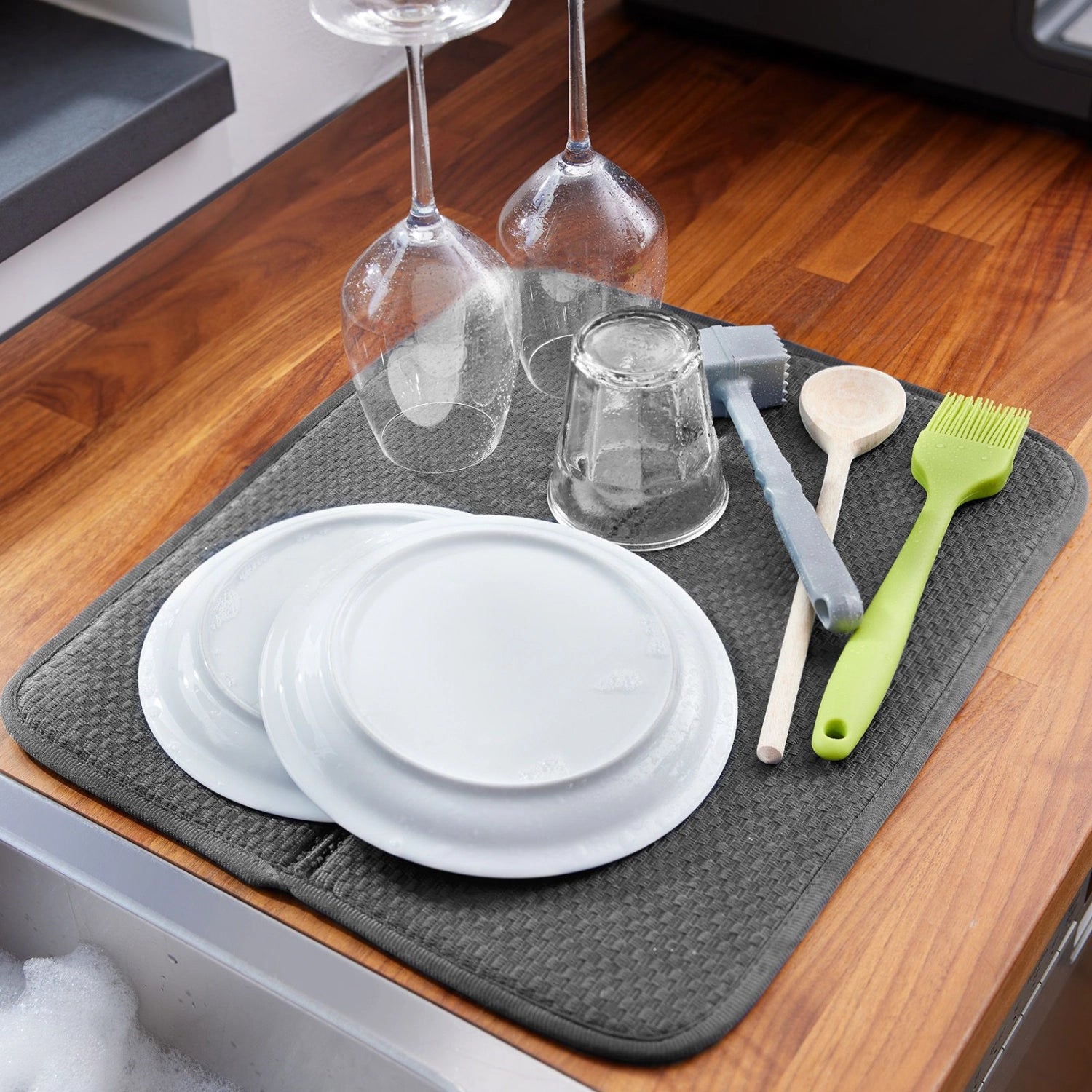 2er Set Abtropfmatten, textil in Silber präsentiert im Onlineshop von KAQTU Design AG. Barzubehör ist von Westmark