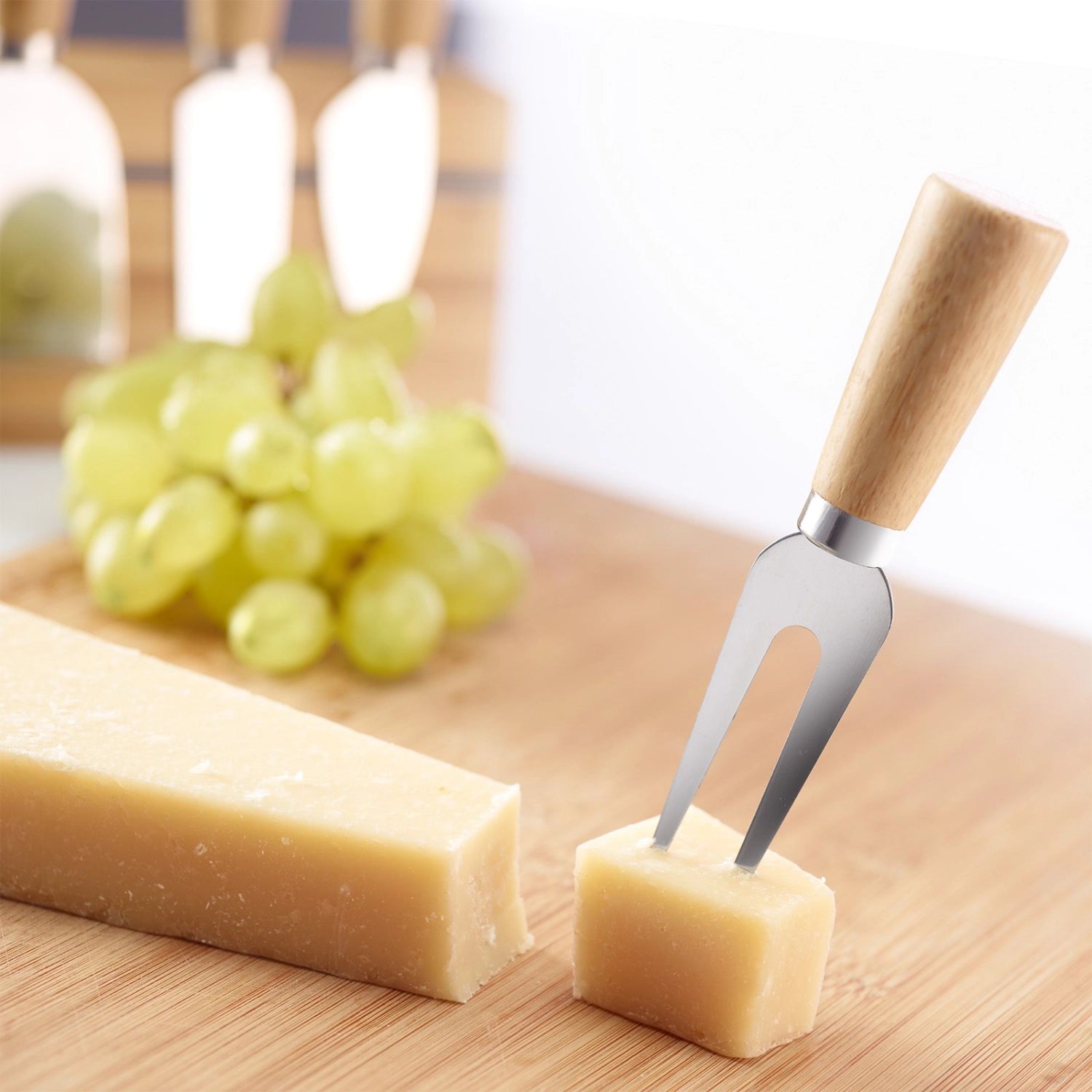 5tlg Käsemesser in Braun präsentiert im Onlineshop von KAQTU Design AG. Küchenmesser ist von Westmark