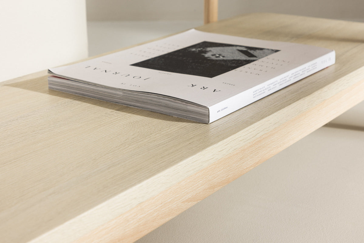 Heim Regal in Tünchen präsentiert im Onlineshop von KAQTU Design AG. Standregal ist von Vind
