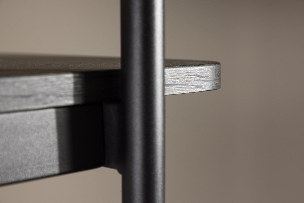 Heim Regal in Schwarz präsentiert im Onlineshop von KAQTU Design AG. Standregal ist von Vind