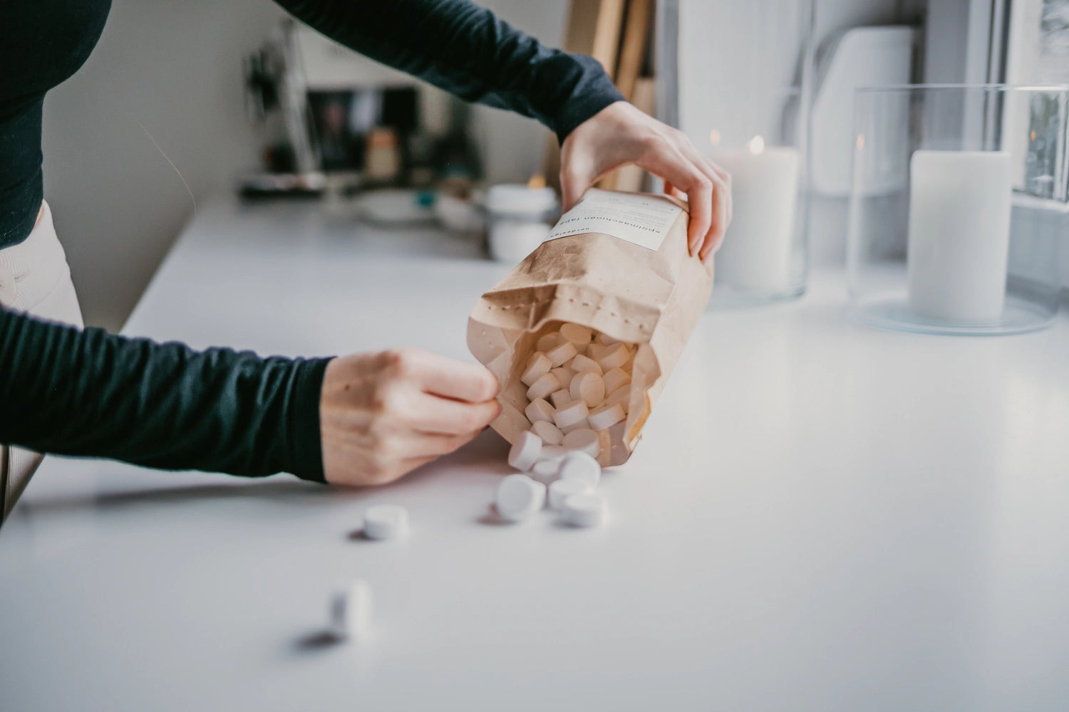 120 Stück Spülmaschinen Tabs in Weiss präsentiert im Onlineshop von KAQTU Design AG. Abwasch ist von Nordesign