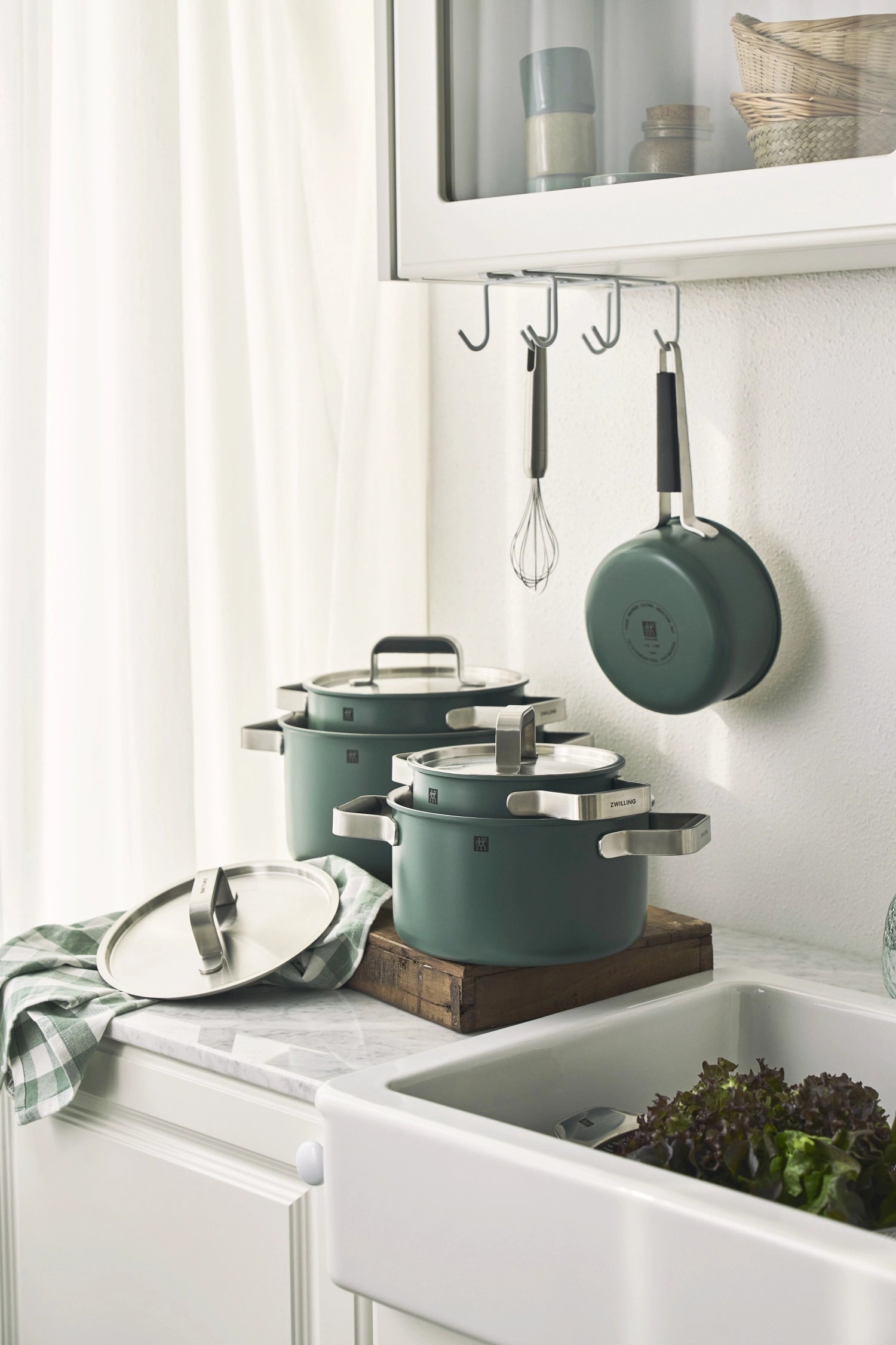 5 °. Set di pentole puro verde