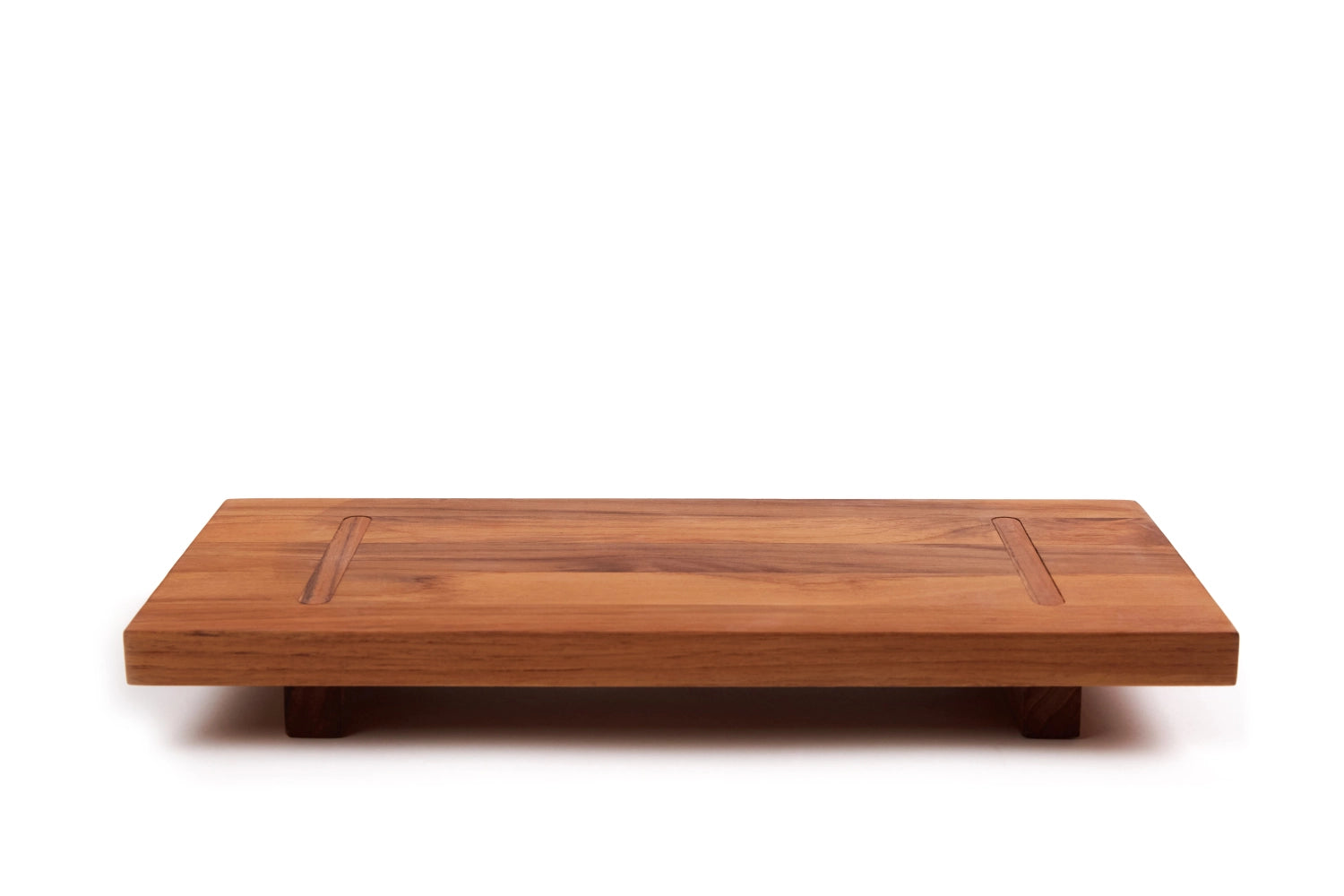 Bistro Servierplatte 38x18x4.6cm mit Füssen S in Braun präsentiert im Onlineshop von KAQTU Design AG. Tablett ist von Teak Haus