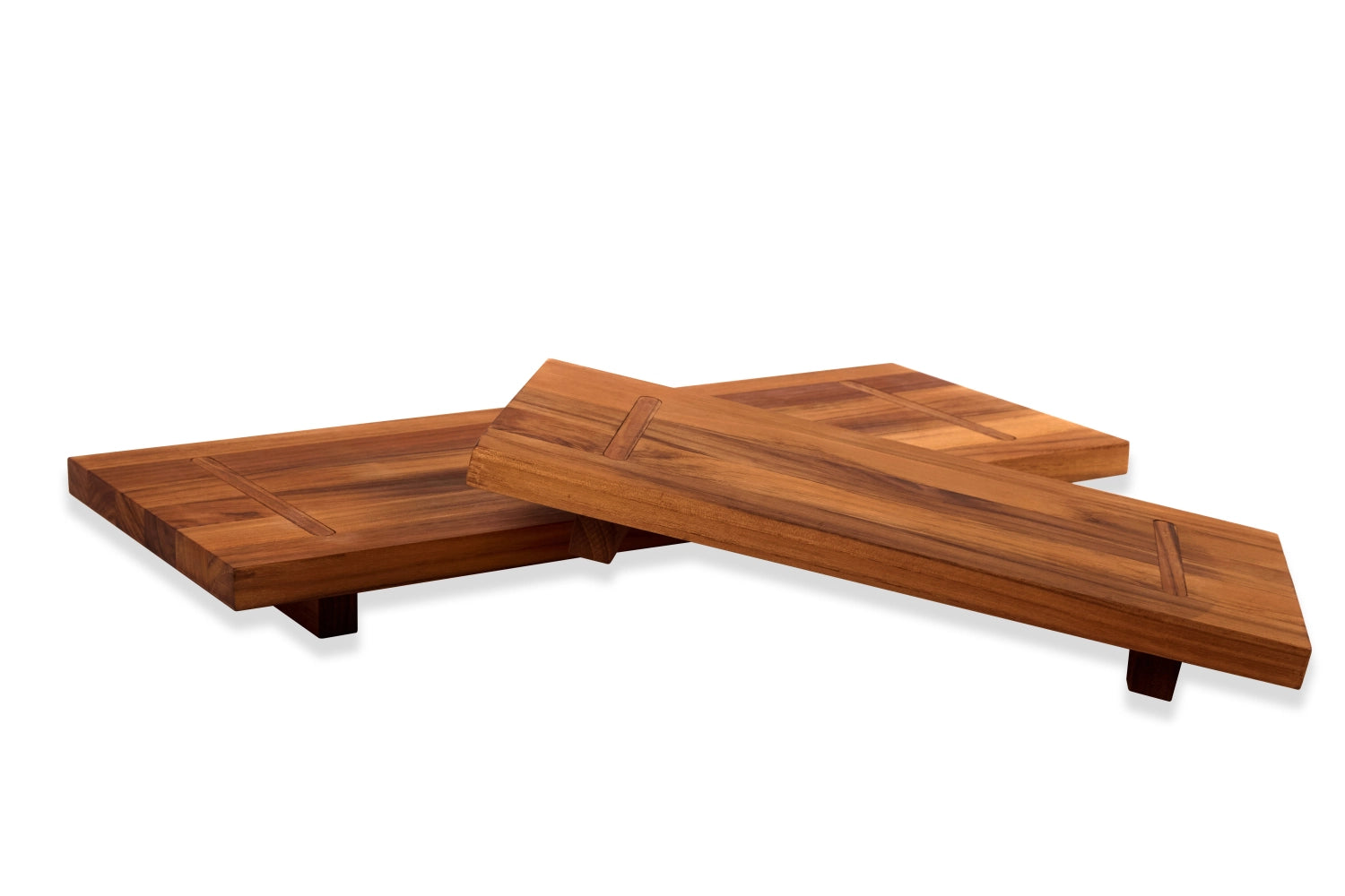 Bistro Servierplatte 38x18x4.6cm mit Füssen S in Braun präsentiert im Onlineshop von KAQTU Design AG. Tablett ist von Teak Haus