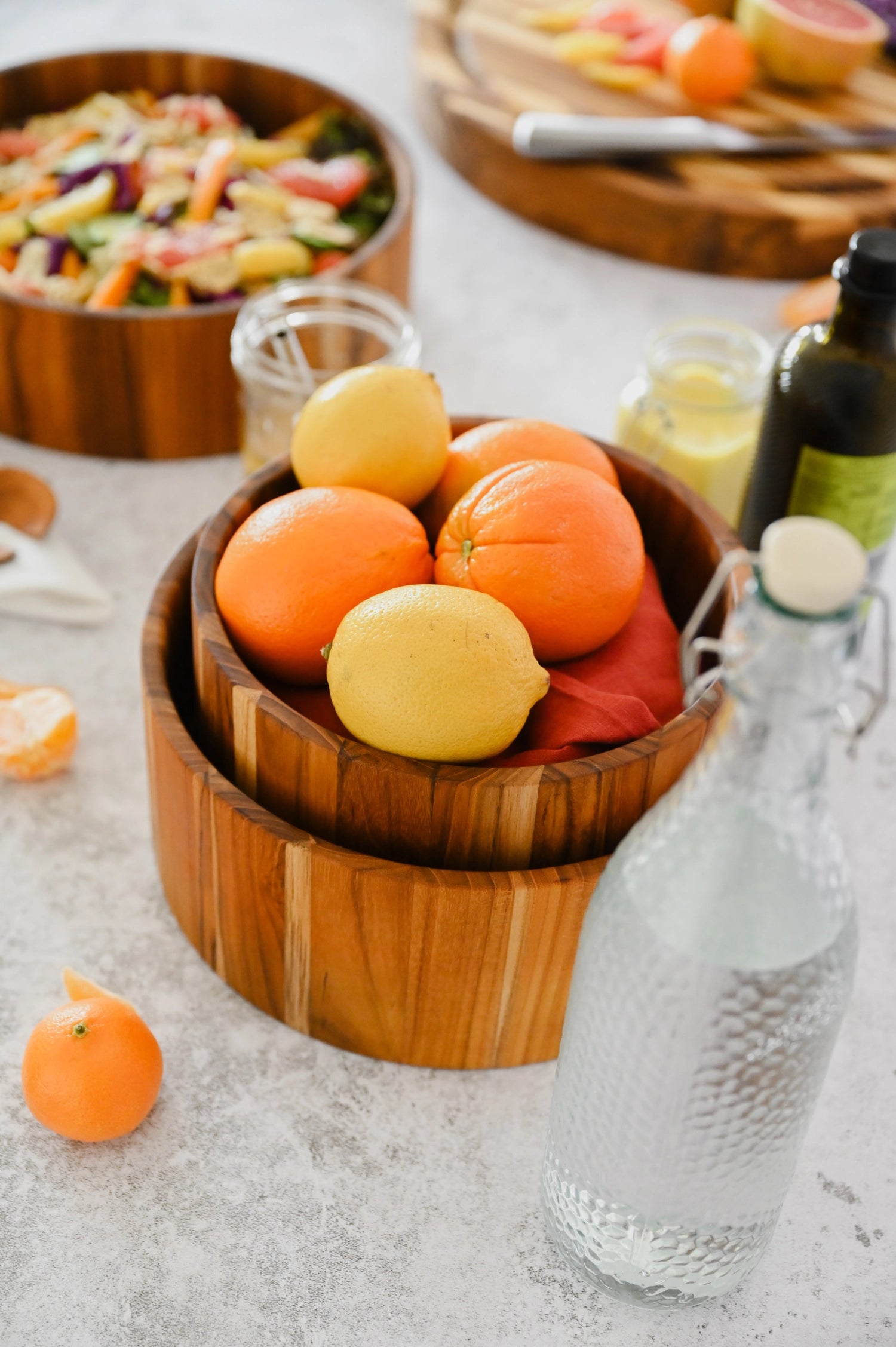 Bold Salatschale M D26cm H11cm in Braun präsentiert im Onlineshop von KAQTU Design AG. Schale ist von Teak Haus