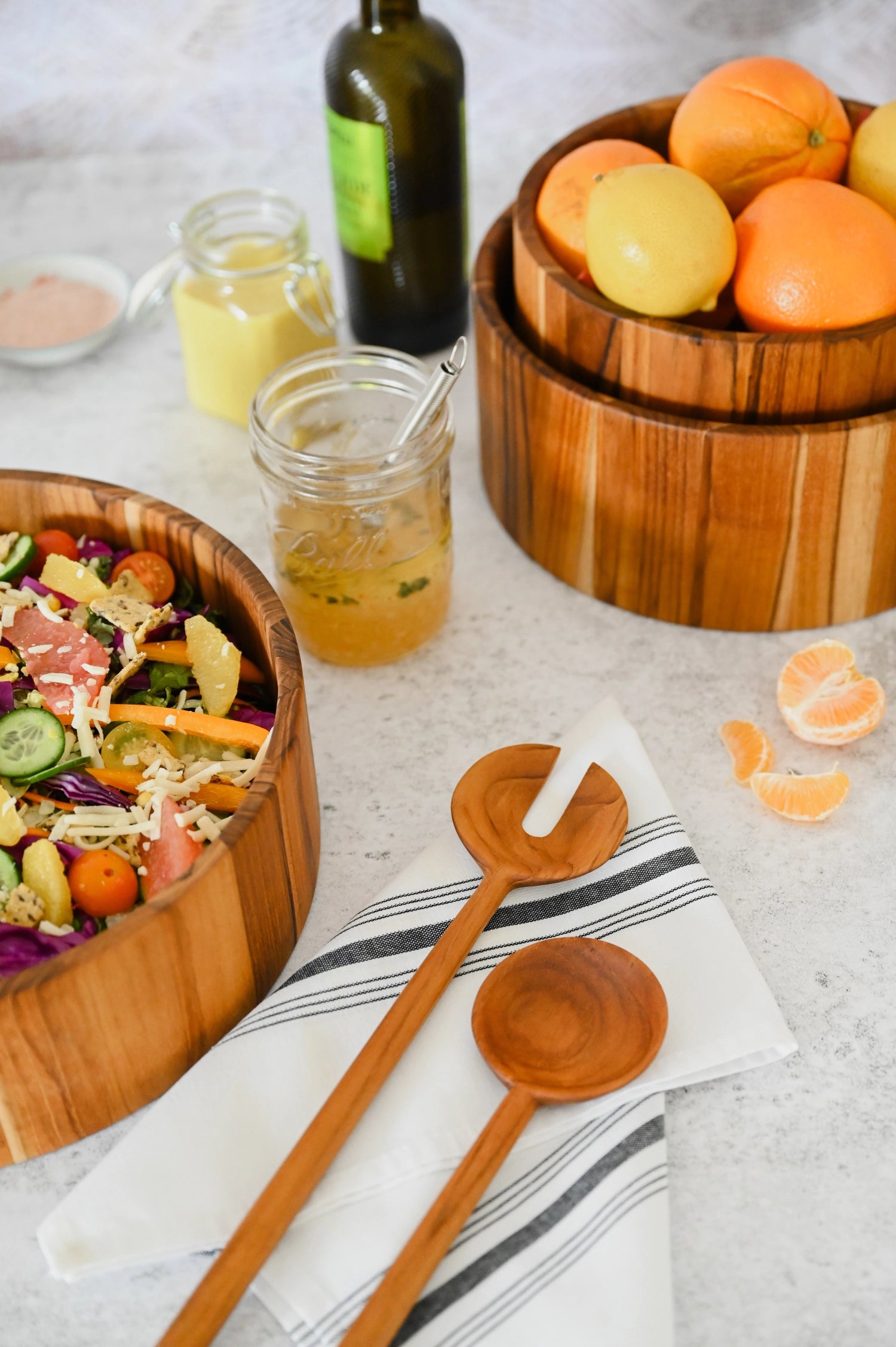 Bold Salatschale L D30cm H9cm in Braun präsentiert im Onlineshop von KAQTU Design AG. Schale ist von Teak Haus