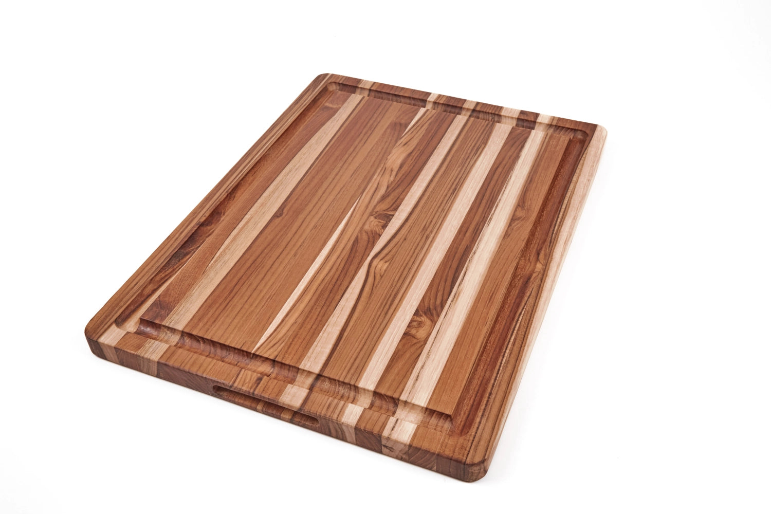 Scandi Servierbrett Grill 54x38x2.5cm mit tiefer Saftrille in Braun präsentiert im Onlineshop von KAQTU Design AG. Schneidbrett ist von Teak Haus