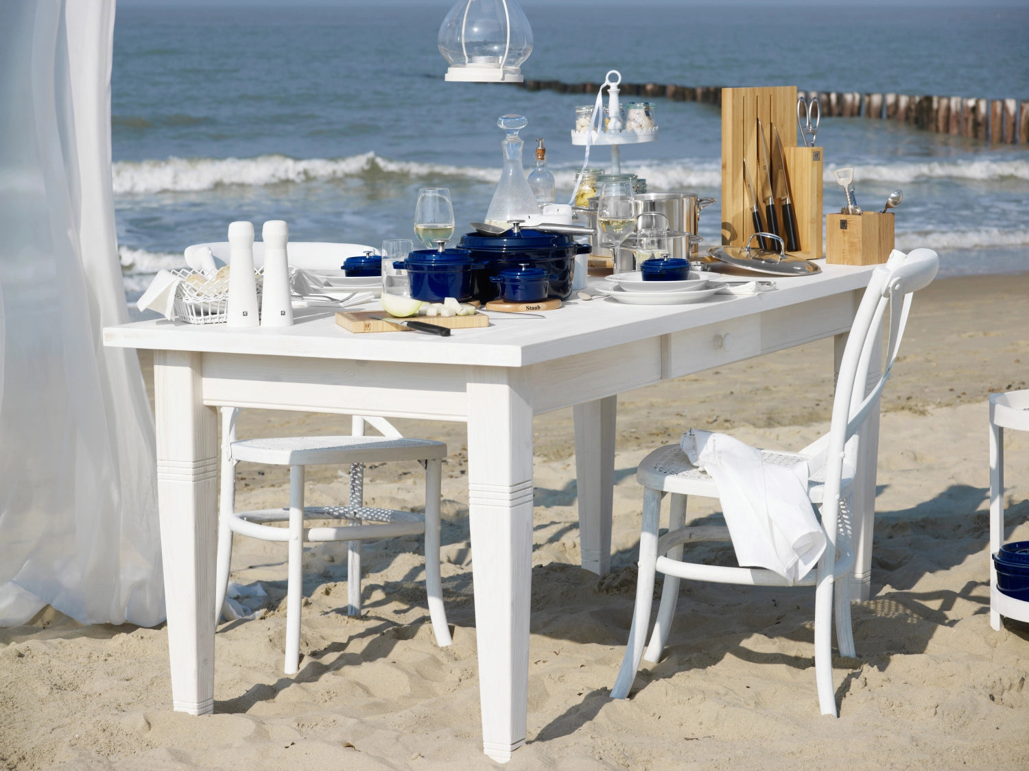 Cocotte 20cm, round, dark blue, cast iron 2.2l