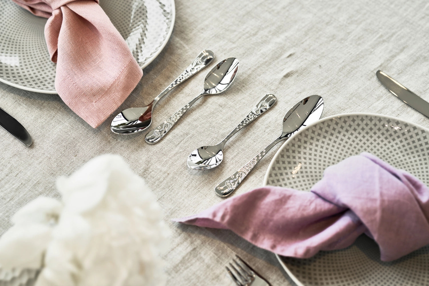 4tlg. La fiaba di Grimm per bambini di Grimm