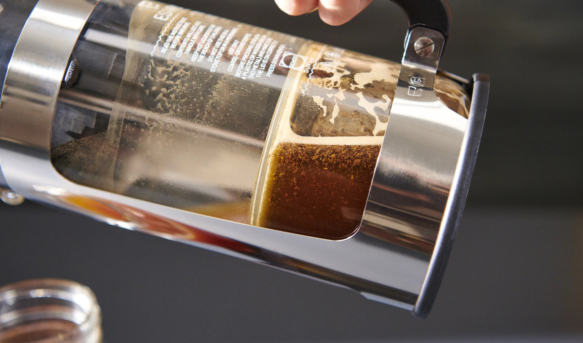 French Press P5 946ml Kunststoff glänzend in Silber präsentiert im Onlineshop von KAQTU Design AG. Küchengerät ist von Espro
