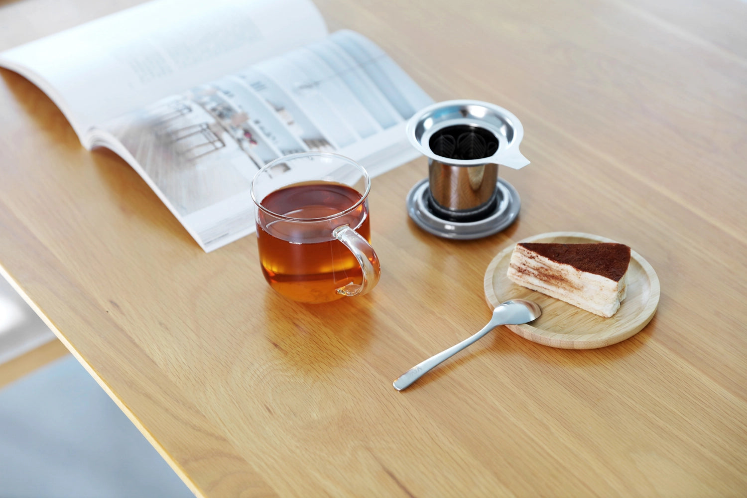 Minima Eva tasse à thé avec infuseur 400ml gris borosilicate