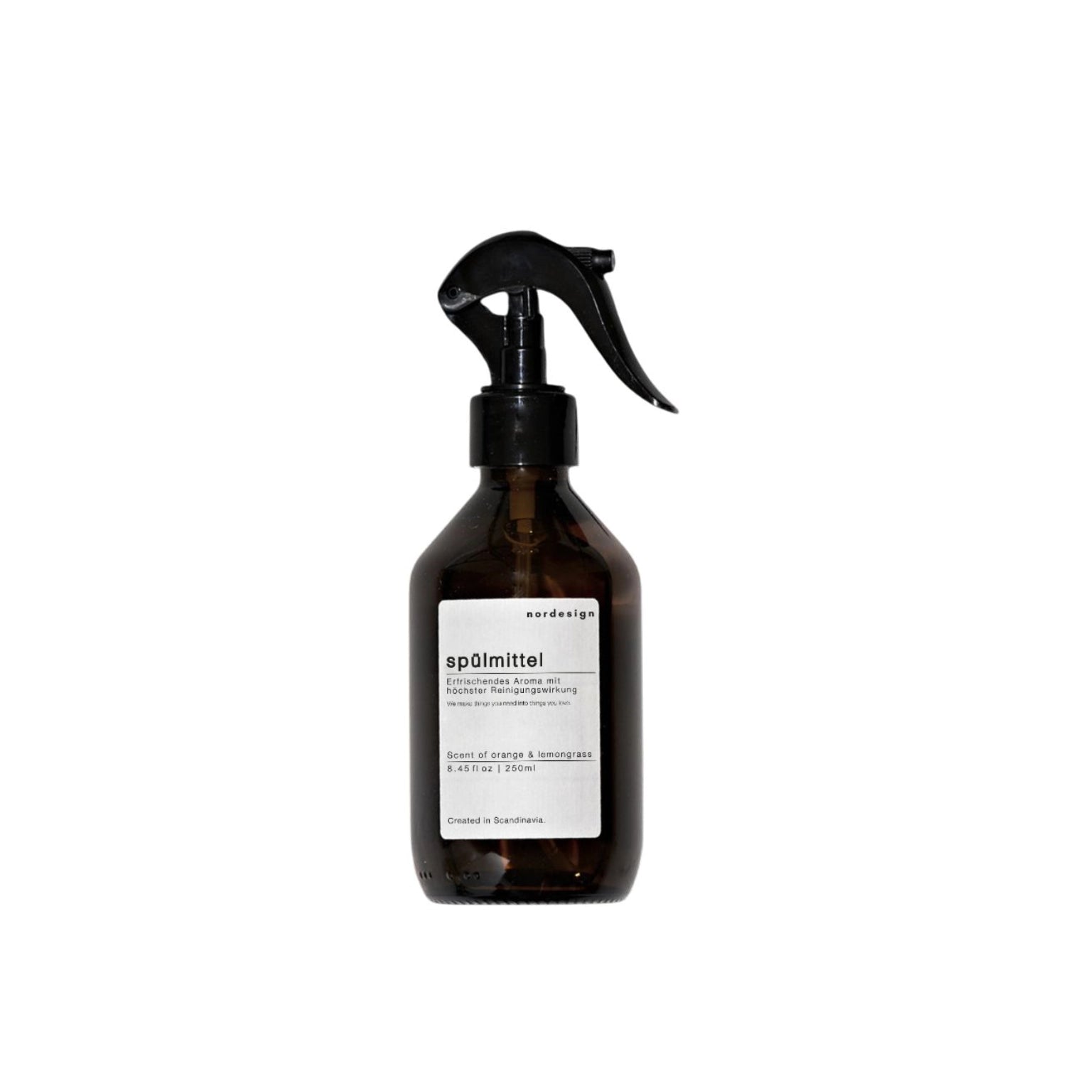 Dish Soap Spülmittel Orangenaroma 250ml Sprühaufsatz in Braun präsentiert im Onlineshop von KAQTU Design AG. Abwasch ist von Nordesign