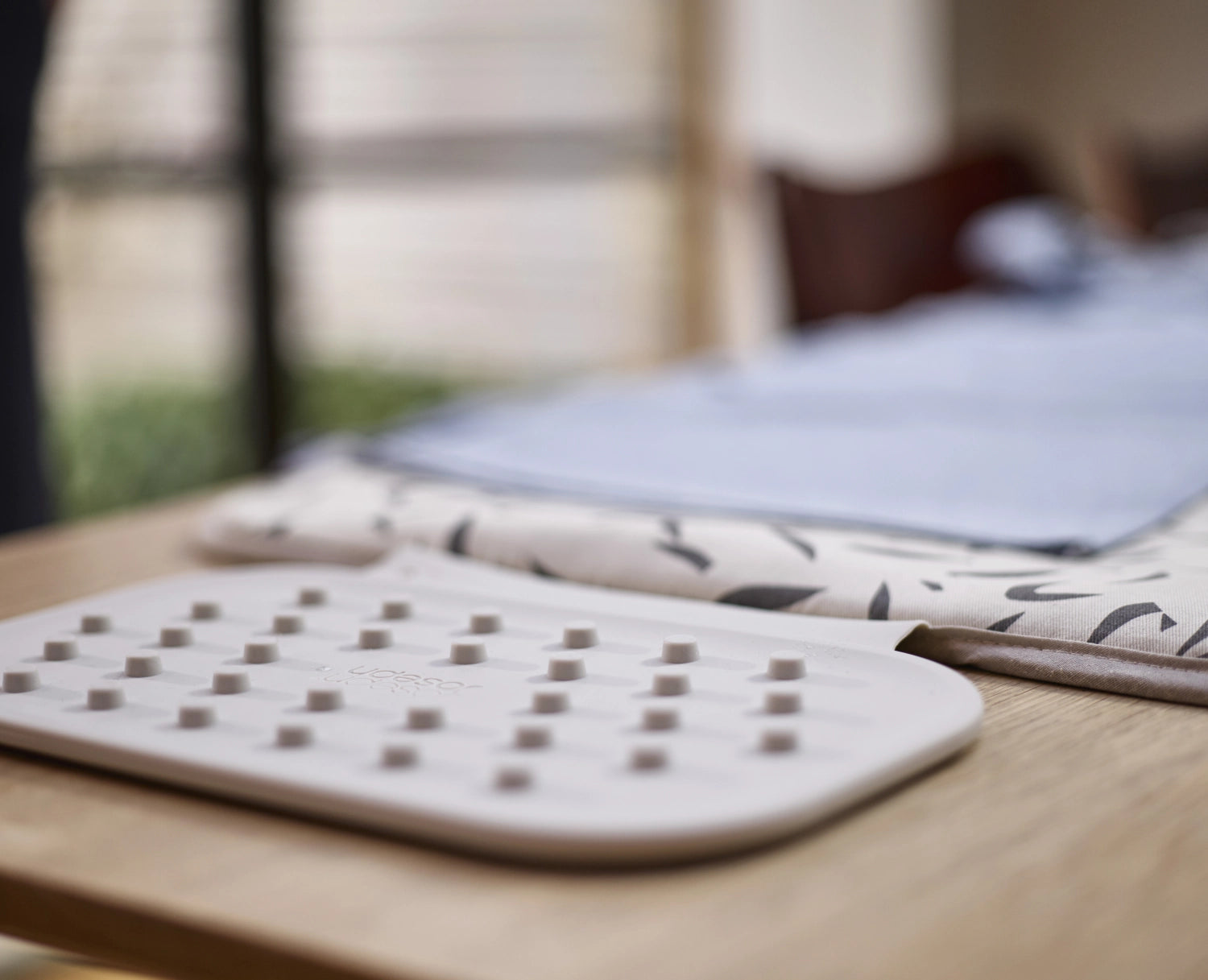 Tapis de repassage pliable Swift L90 cm l47 cm écru scatter