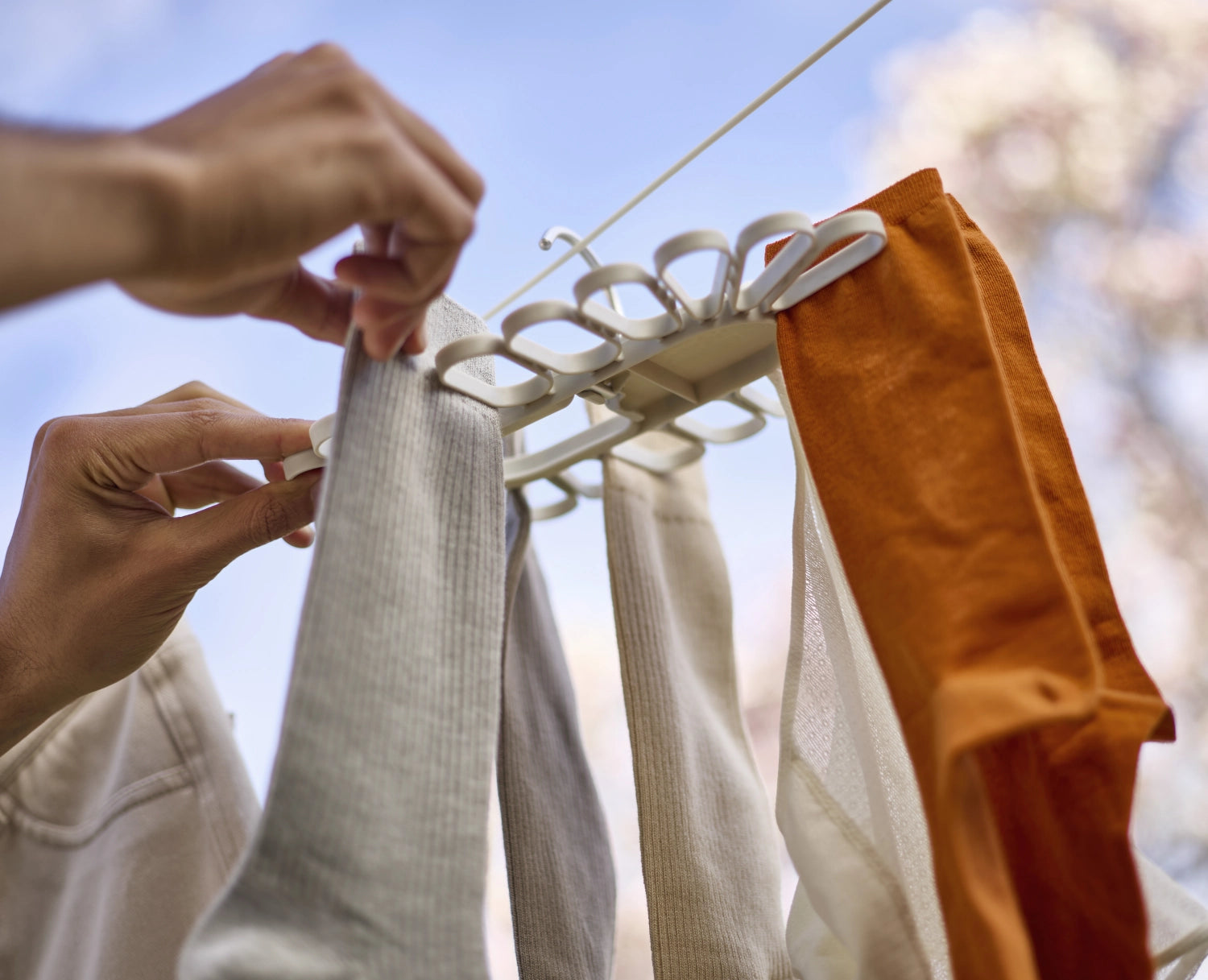 Petal clothes bars for small parts in flower shape for 22 pieces