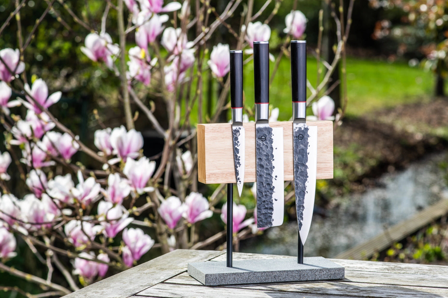 3tlg. Sebra Messerset in Gelb präsentiert im Onlineshop von KAQTU Design AG. Küchenhelfer ist von Forged