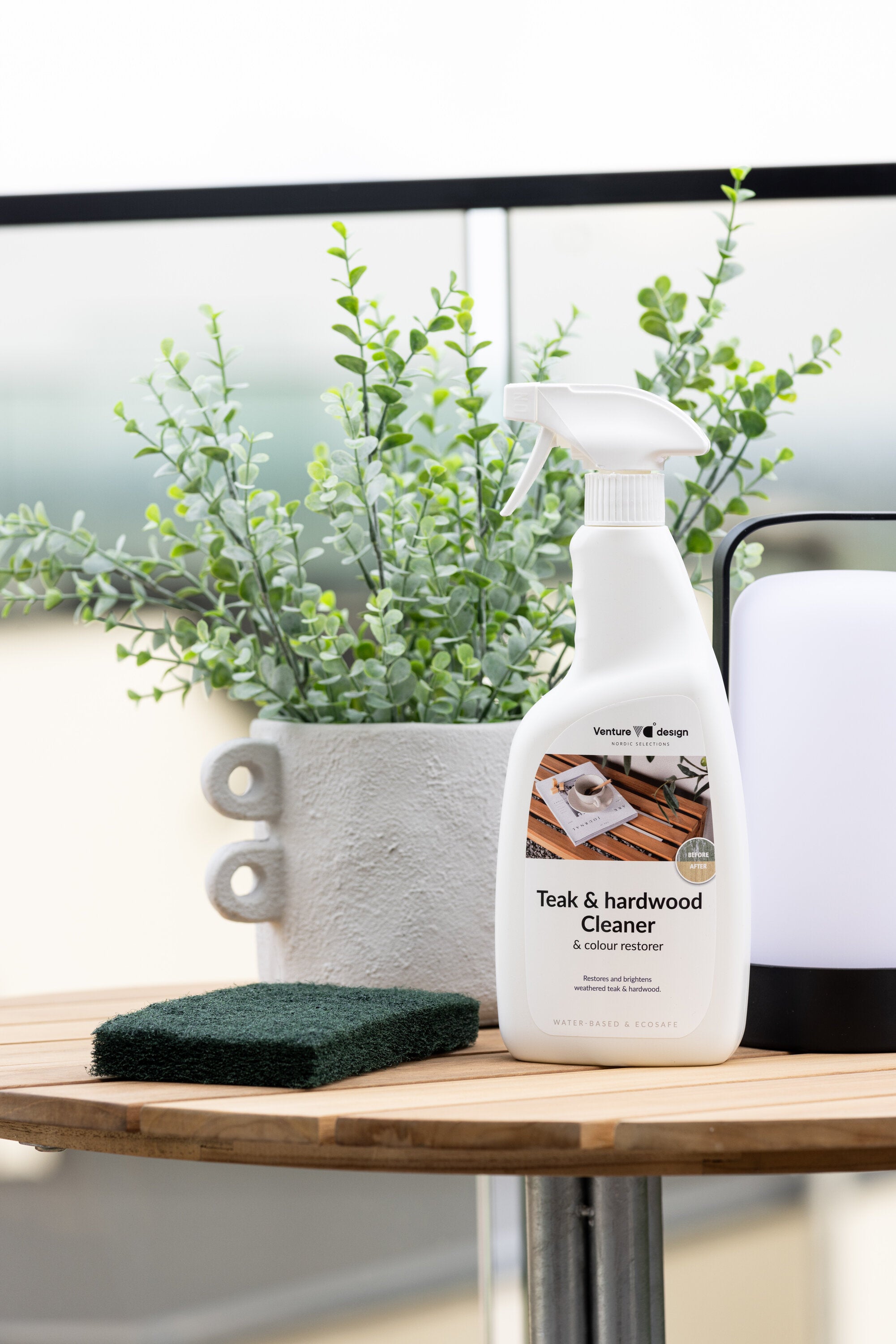Bold Möbelpflege Holz Clener - 750ml in Transparent präsentiert im Onlineshop von KAQTU Design AG. Reinigungsmittel ist von Venture Home