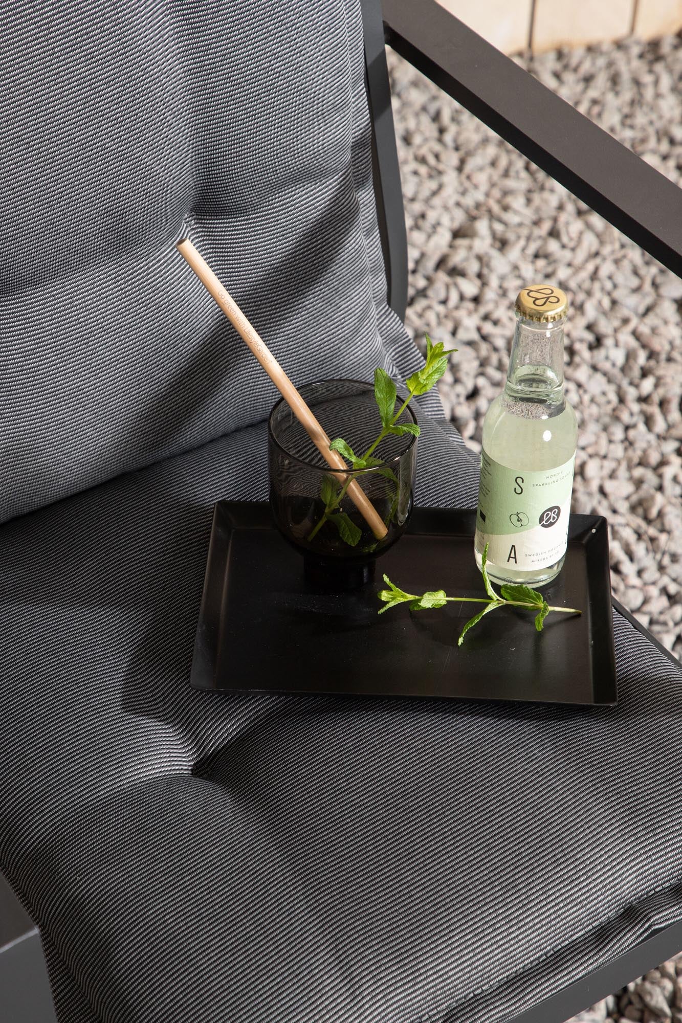 Fura Kissen in Hellgrau präsentiert im Onlineshop von KAQTU Design AG. Sitzkissen ist von Venture Home